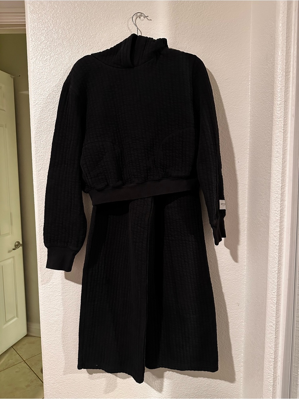 aerie Black Quilted Hoodie and pant set